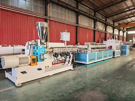 Как да изберете правилната машина за производство на PP профили за висококачествено екструдиране на пластмаса