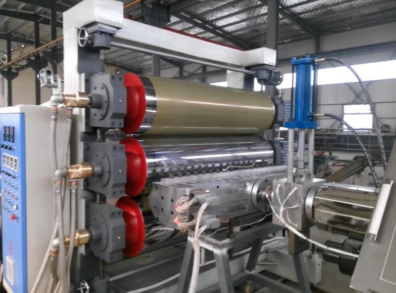 Как една HDPE машина за екструдиране на плоскости може да революционизира вашия процес на производство на пластмаса