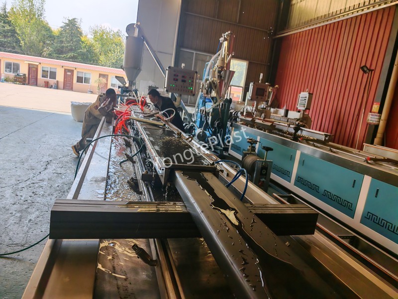 Recycled Solid Plastic Lumber Machine