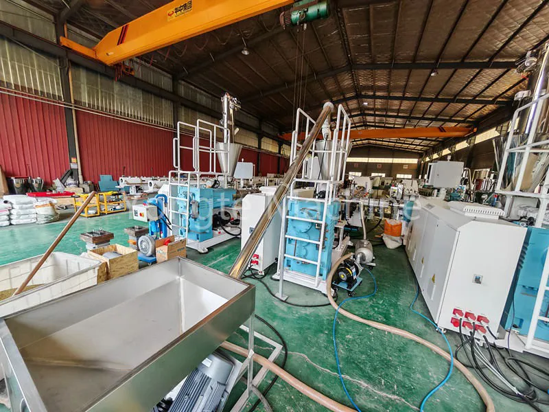 Производствена линия за обработка на WPC